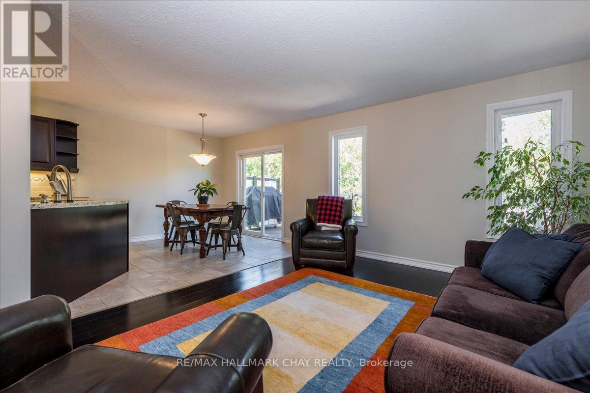 974 BOOTH AVENUE - 8