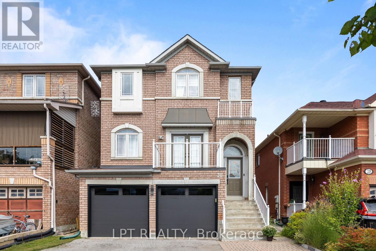 30 SNOWY MEADOW AVENUE, Richmond Hill (Oak Ridges) — photo 2