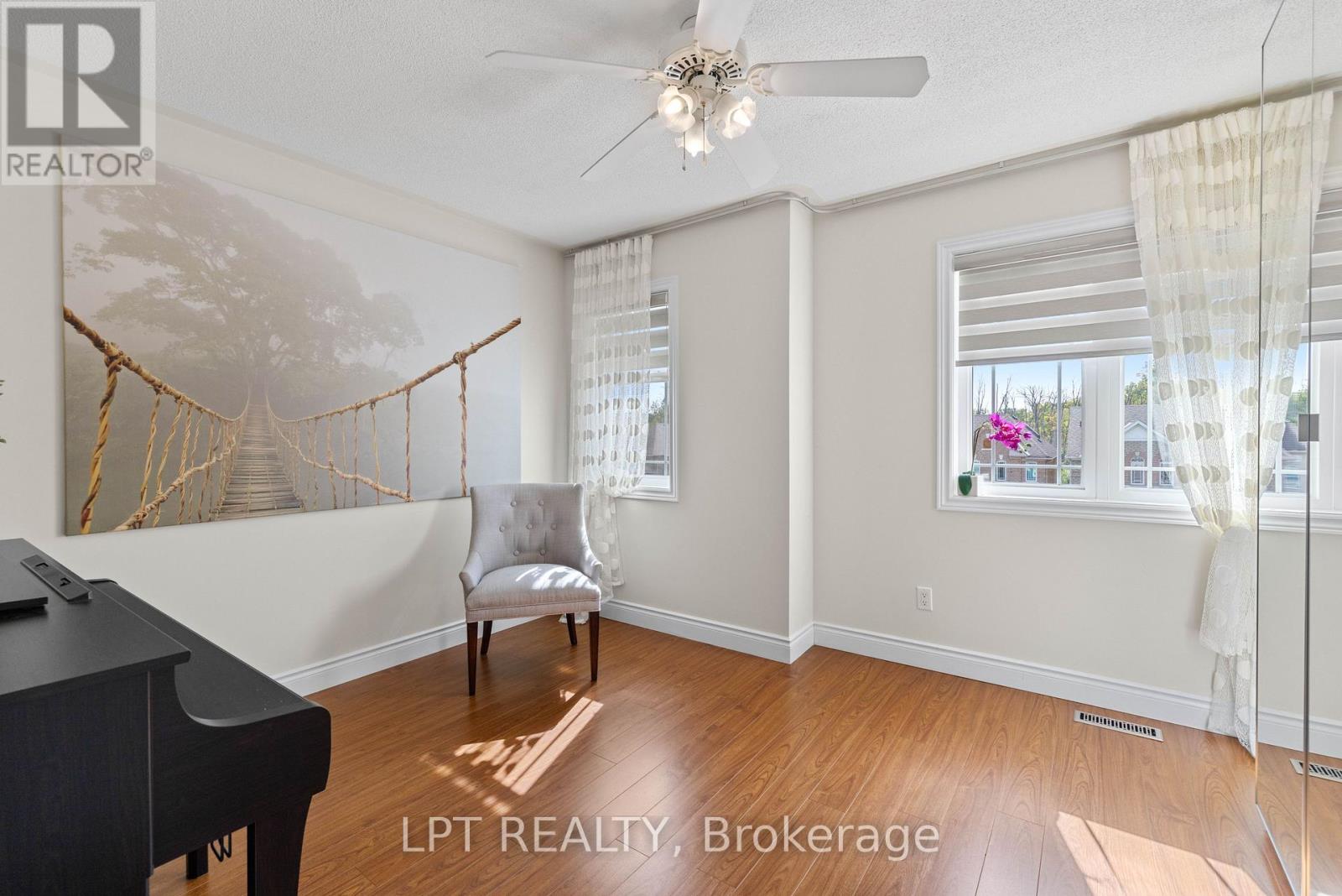 30 SNOWY MEADOW AVENUE - 21