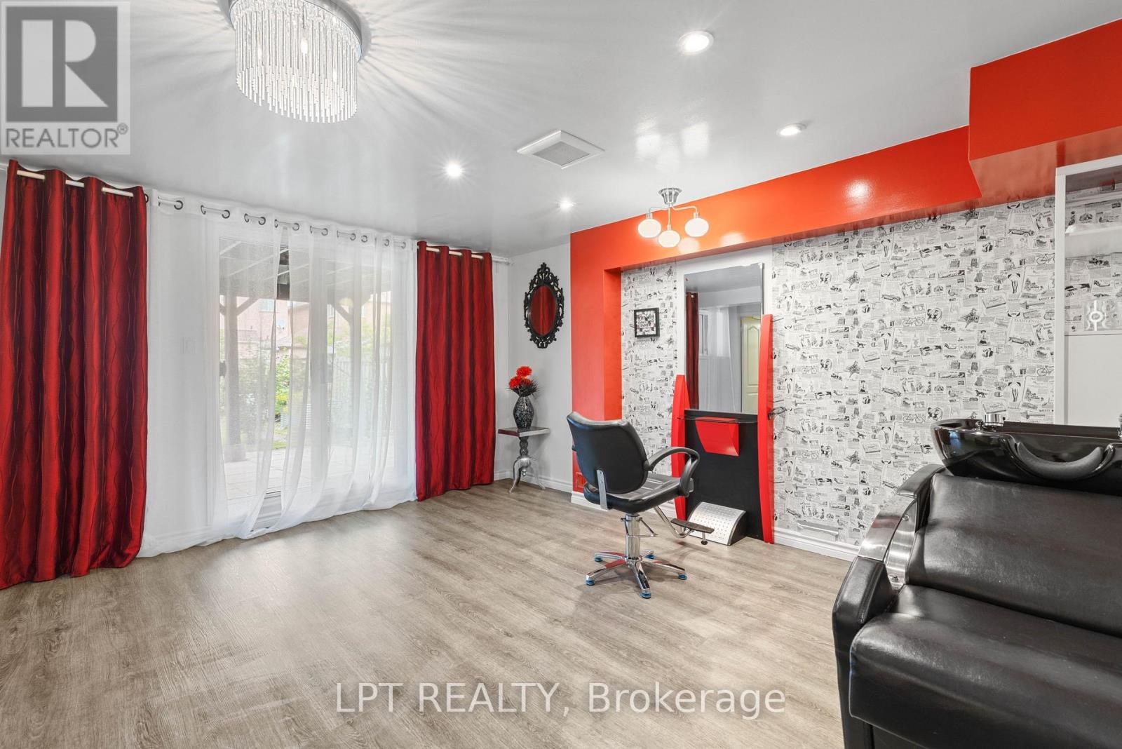 30 SNOWY MEADOW AVENUE - 24