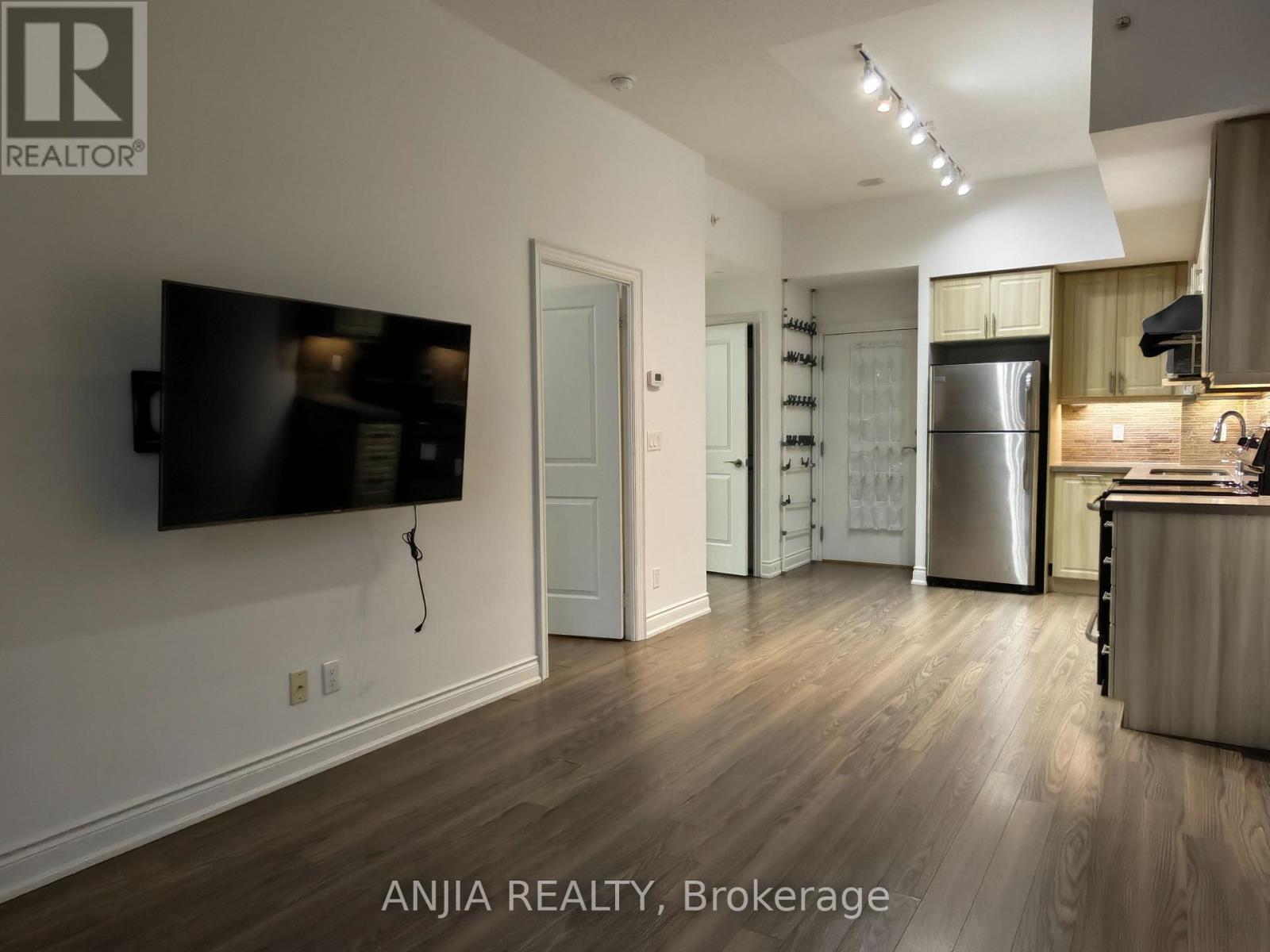 917 - 89 SOUTH TOWN CENTRE BOULEVARD, Markham (Unionville) — photo 5