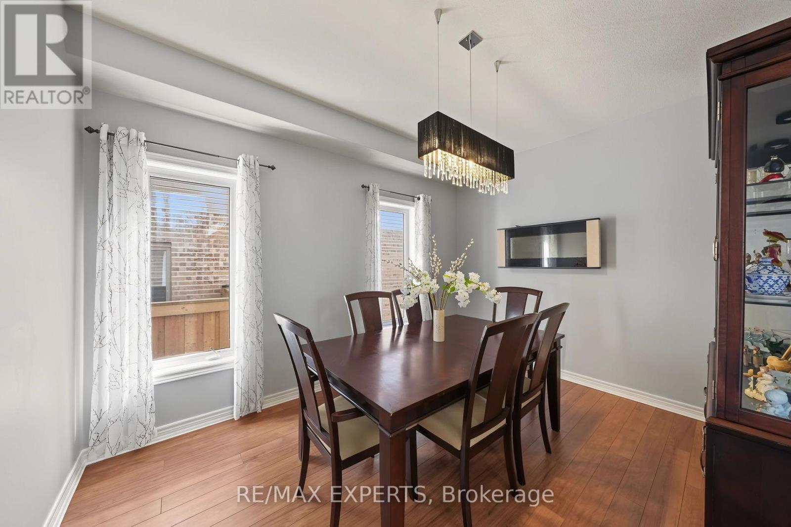 18 ARNOLD CRESCENT - 9