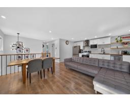 7674 125 Street, Surrey, BC V3W7W4 Photo 8