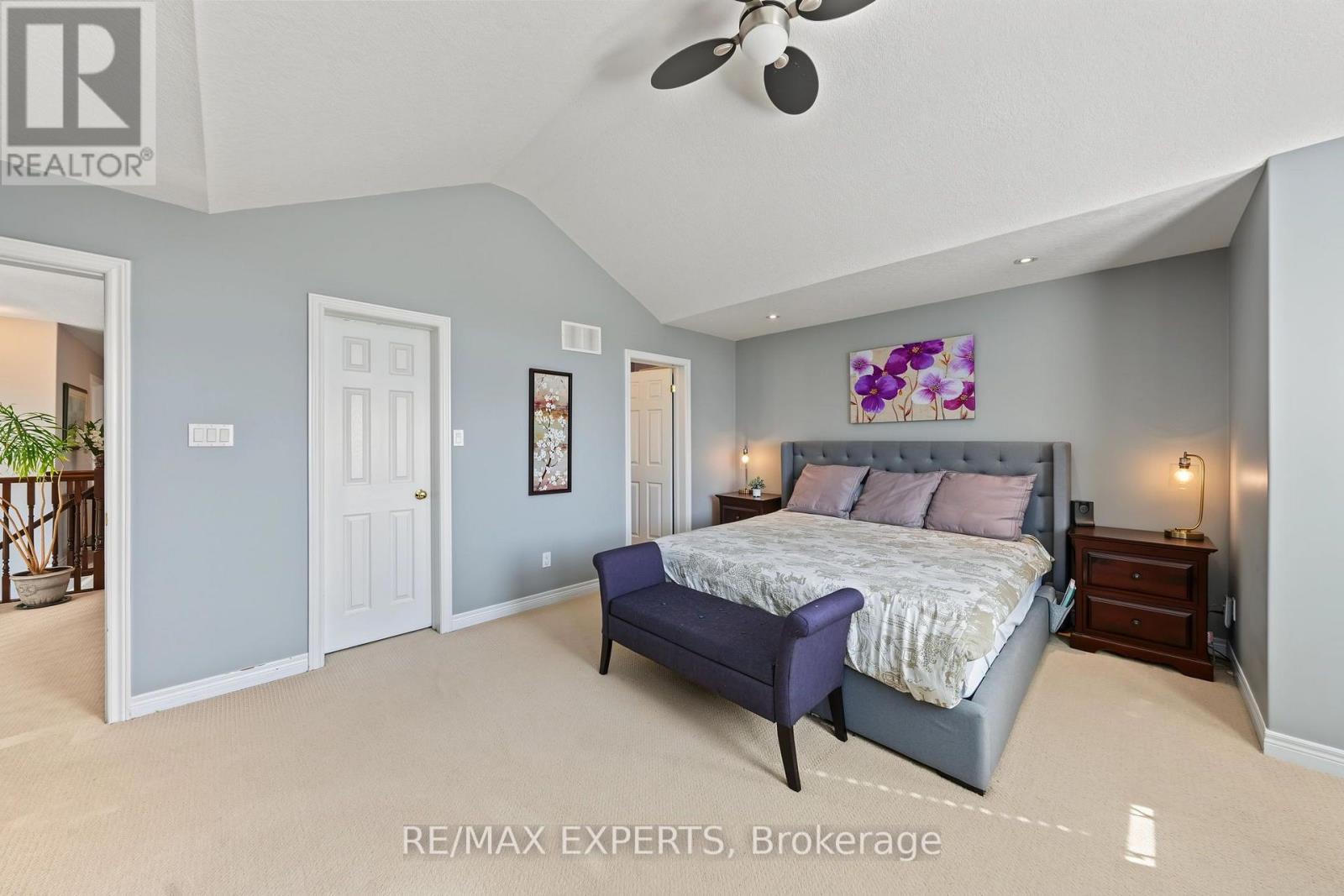 18 ARNOLD CRESCENT - 18