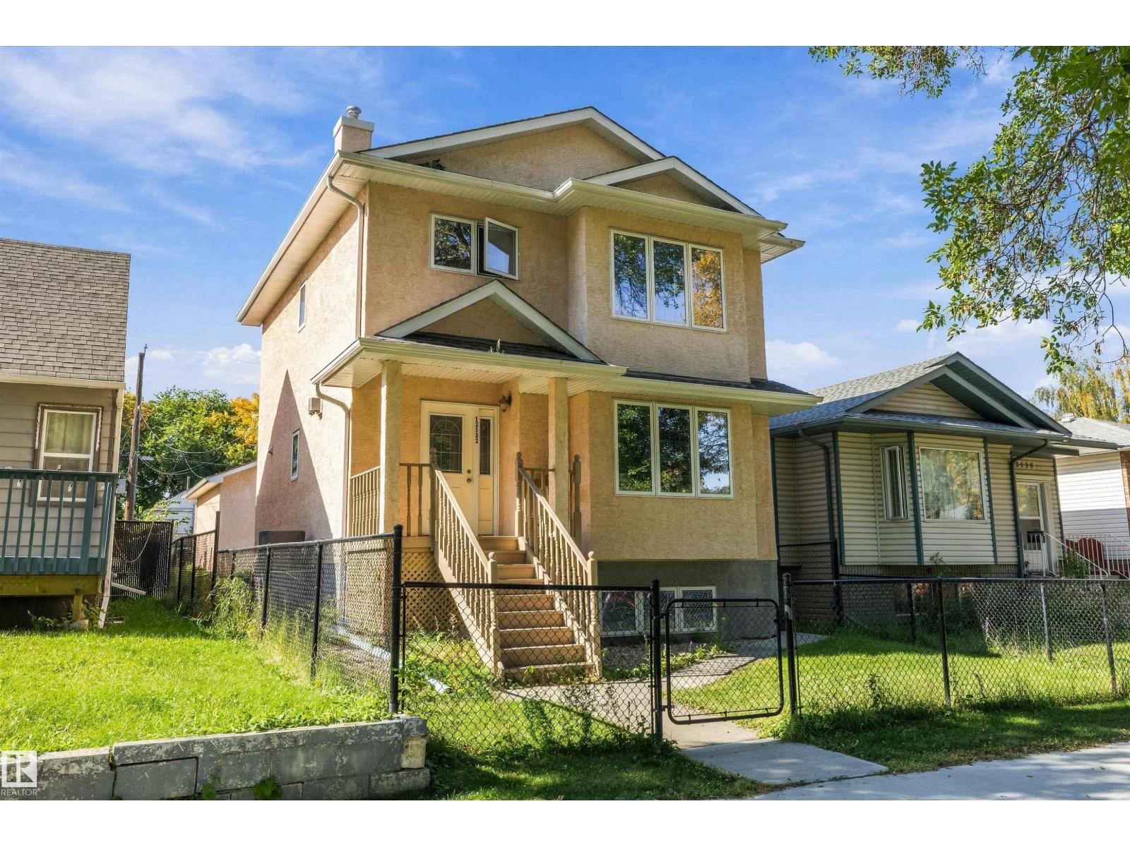 12132 92 ST NW, Edmonton, Alberta, T5G1B2