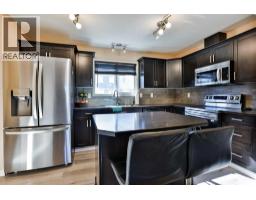 Primary Bedroom - 832 Silkstone Close, Lethbridge, AB T1J5C6 Photo 8