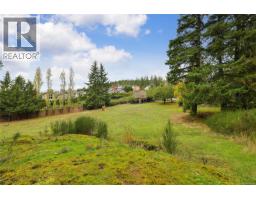 567 Windthrop Rd, Colwood, BC V9C3B6 Photo 7