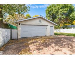 9810 98a Av, Morinville, AB T8R1P4 Photo 45