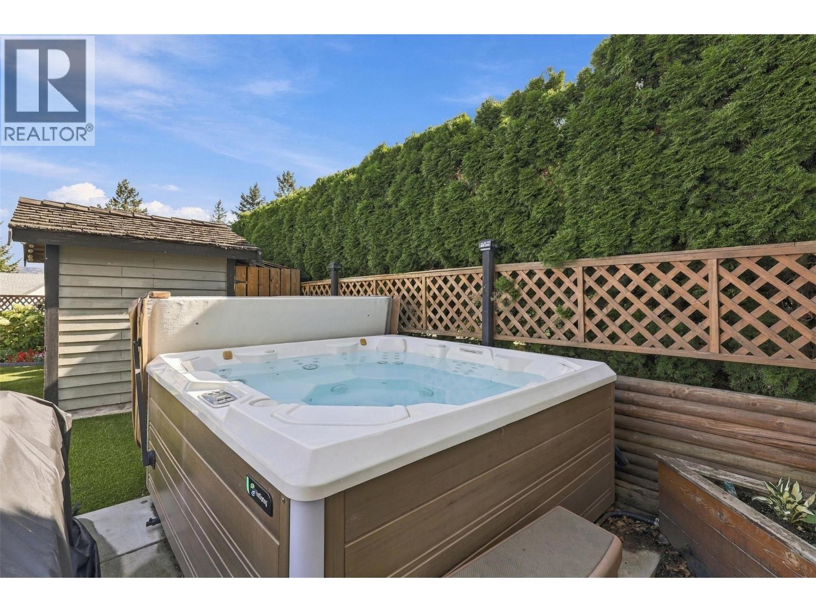 #9 810 HUGH ALLAN Drive - Image 35