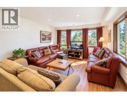 850 Lorne White Pl, Ucluelet, BC V0R3A0 Photo 29