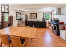 850 Lorne White Pl, Ucluelet, BC V0R3A0 Photo 31