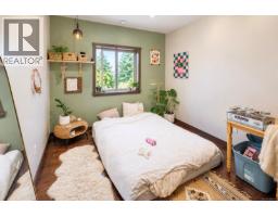 850 Lorne White Pl, Ucluelet, BC V0R3A0 Photo 20