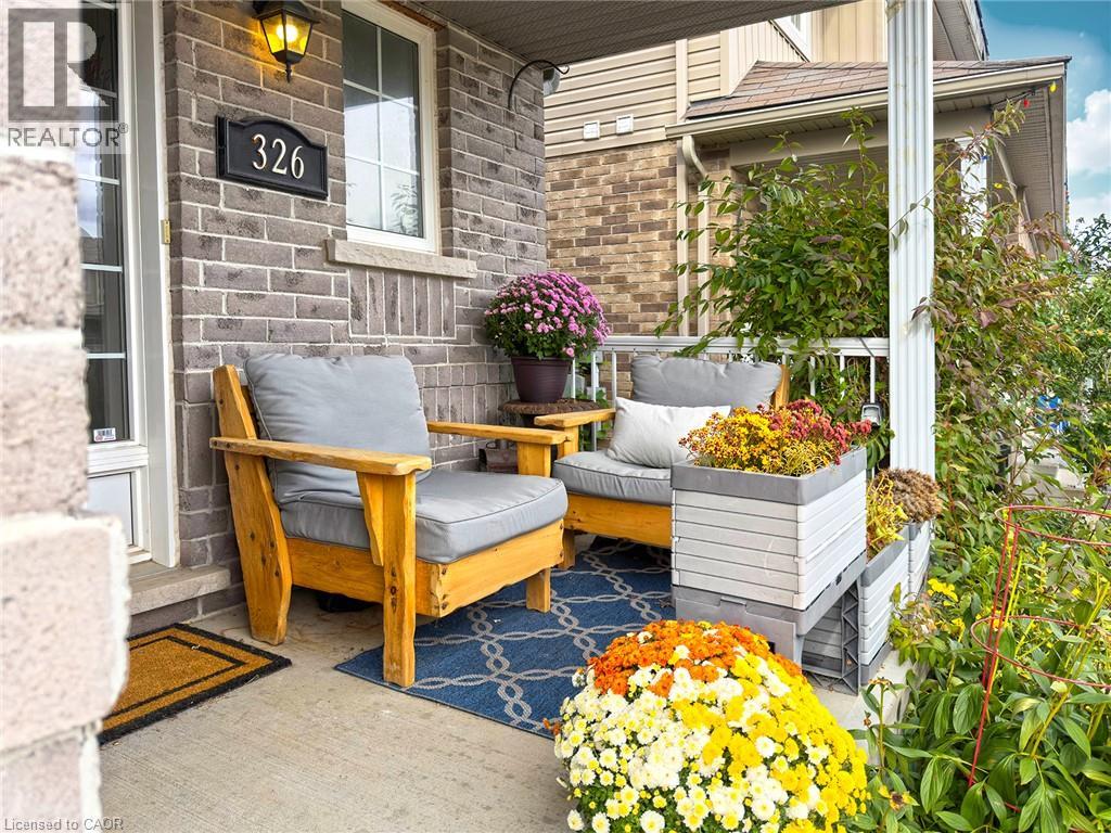 326 VINCENT Drive - Image 3