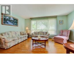 Dining room - 21 Finchgate Boulevard, Brampton, ON L6T3H7 Photo 6