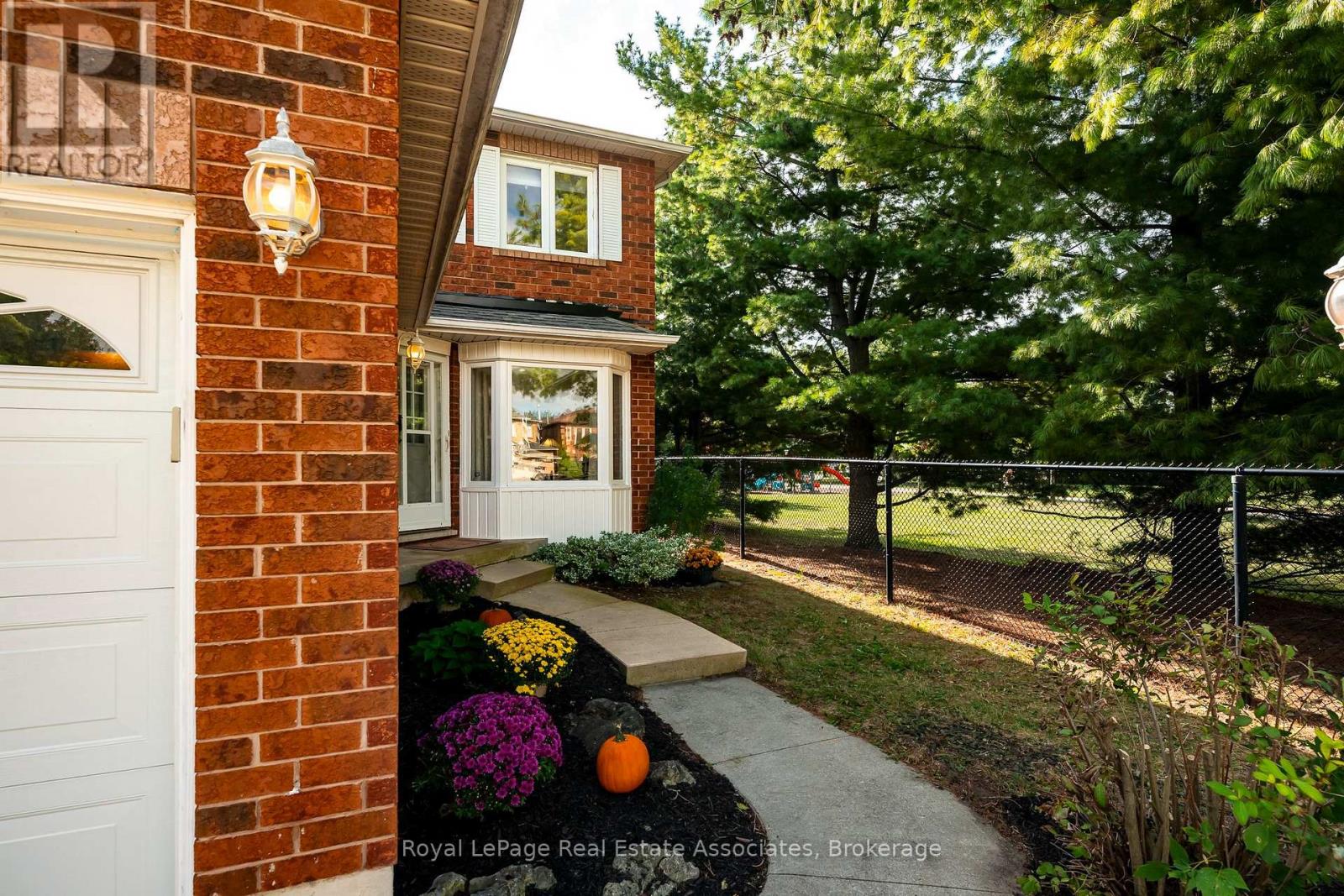 67 SMITH DRIVE - 11