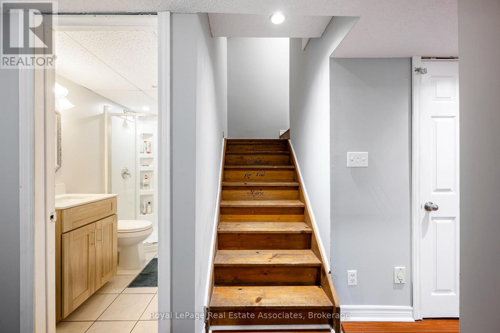 67 SMITH DRIVE - Image 43