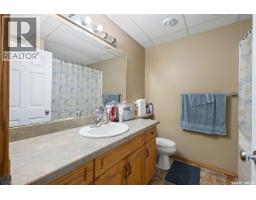 911 Gull Road, Regina, SK S4N7P9 Photo 32