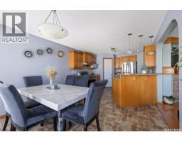 5pc Bathroom - 911 Gull Road, Regina, SK S4N7P9 Photo 8