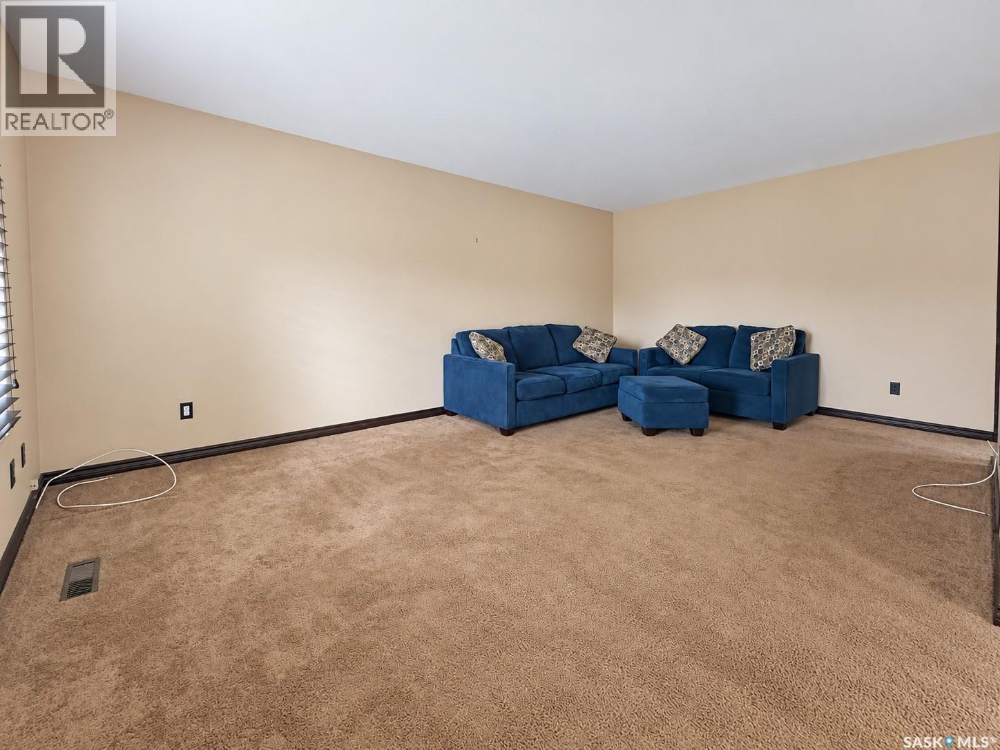 7122 Lawrence DRIVE, Regina — photo 4