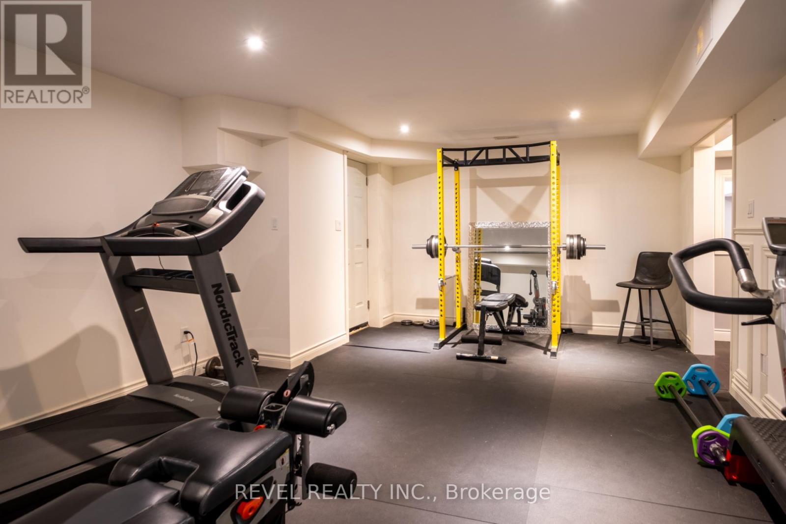 1505 MILBUROUGH LINE - Image 36
