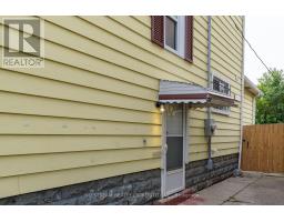 941 Cataraqui Street, Windsor, ON N9A3P7 Photo 25