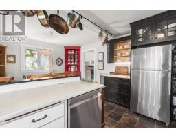 4pc Bathroom - 1289 Belcher Street, Port Williams, NS B0P1T0 Photo 10