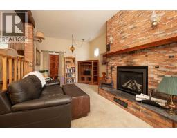 1313 Huron Place S - photo 3