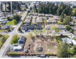 569 Tulip Ave, Parksville, BC V9P1T7 Photo 17