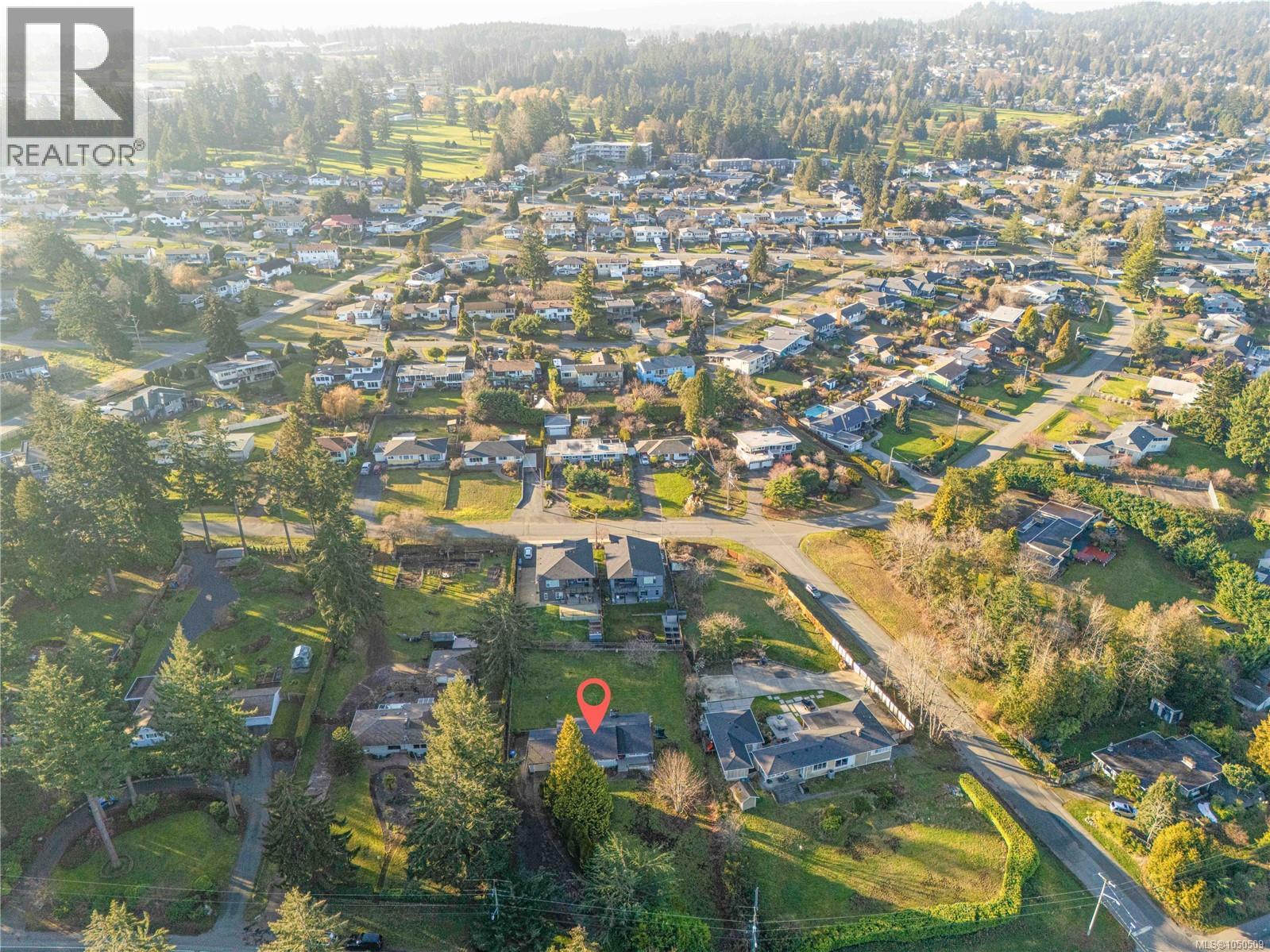 2555 Departure Bay Rd - 37