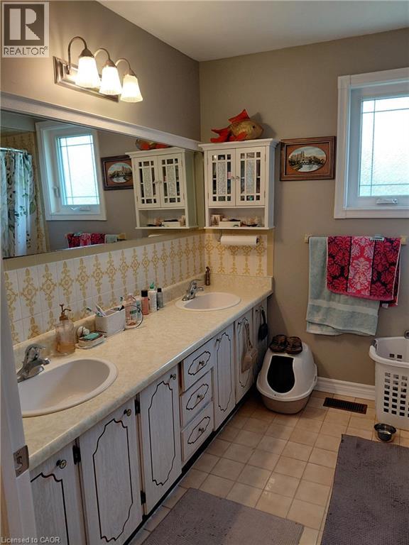 244 GUILDWOOD Drive - 17
