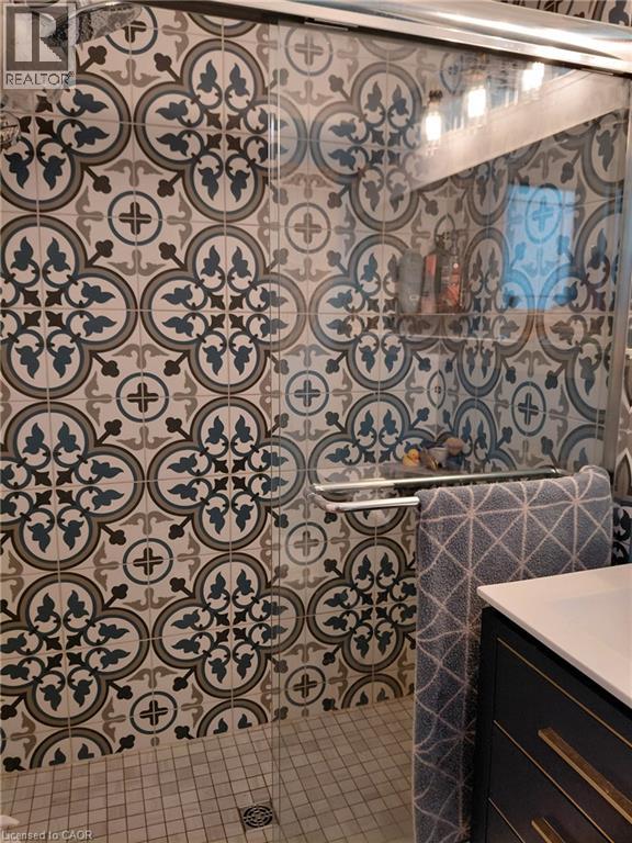 244 GUILDWOOD Drive - 27