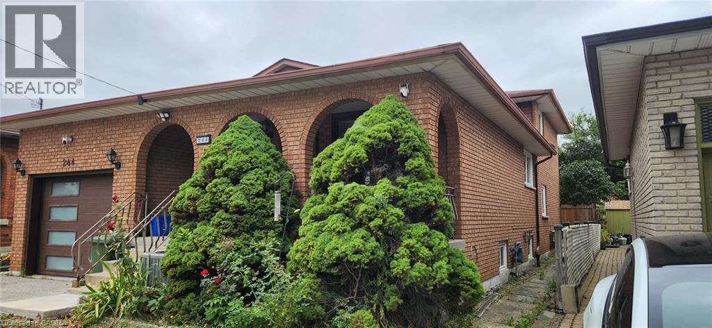 244 GUILDWOOD Drive - 2