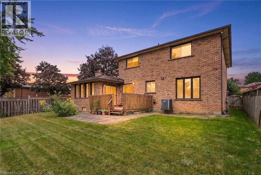 4 NELLIDA Crescent - 44