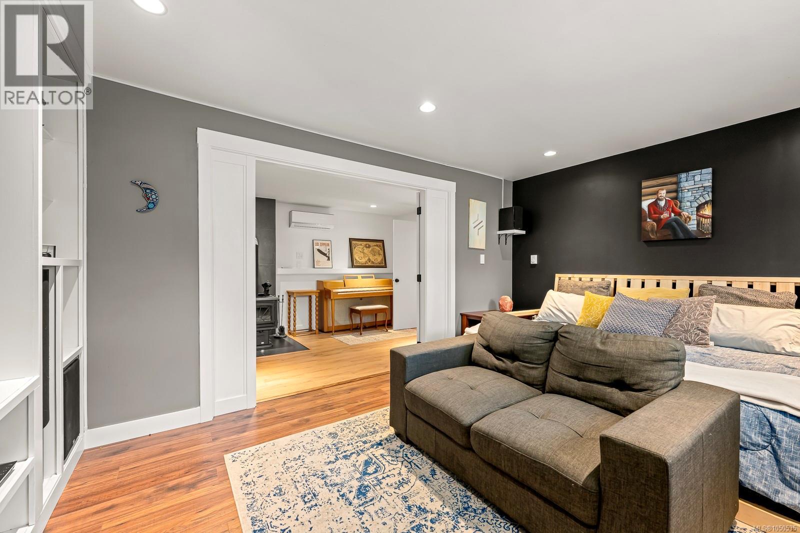 1719 Robb Ave - Image 50