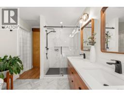 1719 Robb Ave, Comox, BC V9M2W6 Photo 30