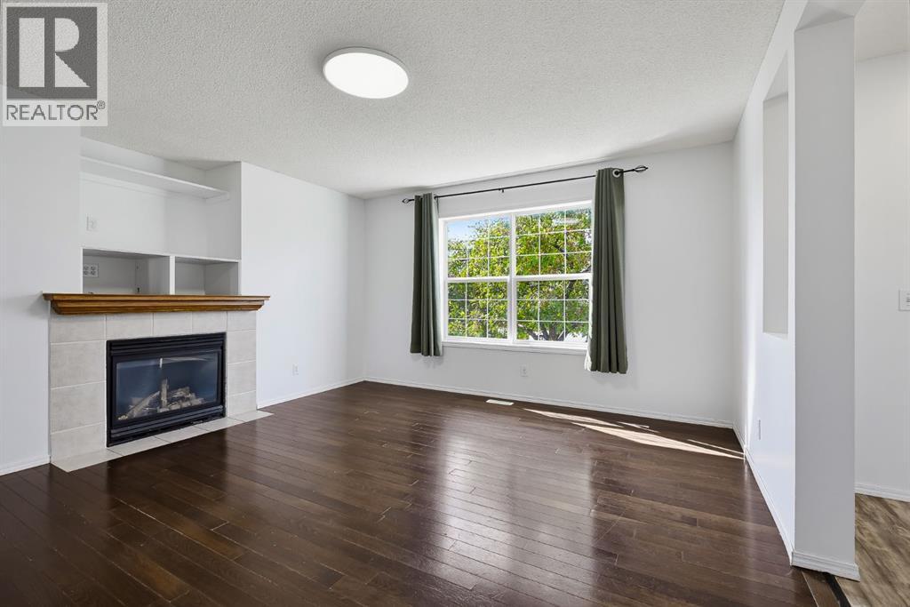 15 Coventry Link NE - photo 4