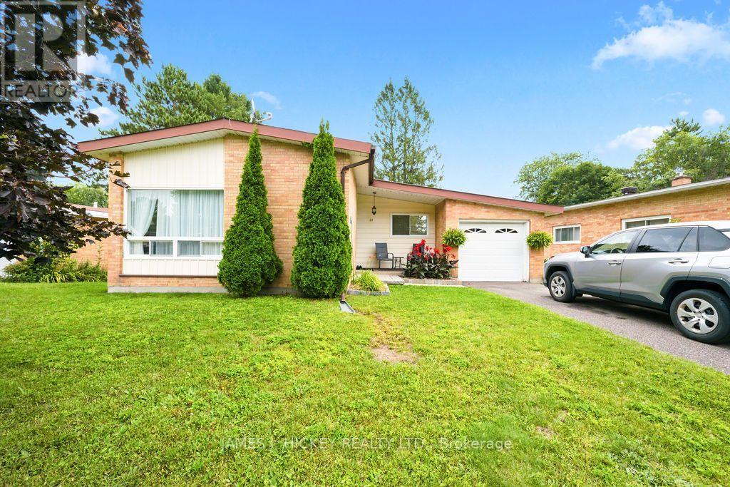 80 FRONTENAC CRESCENT, Deep River — photo 2