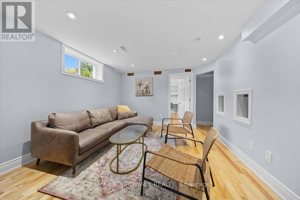 240 WILLIAM HAY DRIVE - Image 32