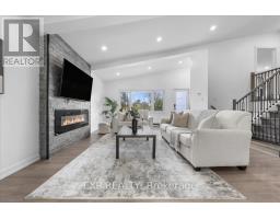 2940 Prince Of Wales Drive, Ottawa, ON K2E0B2 Photo 6
