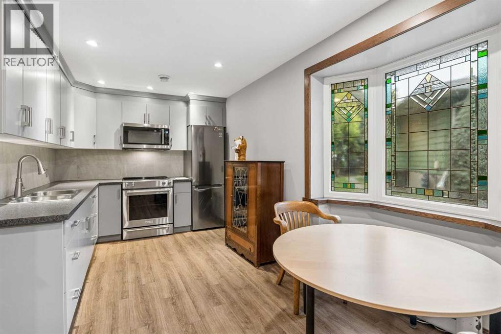 5015 15 Street SW - photo 21
