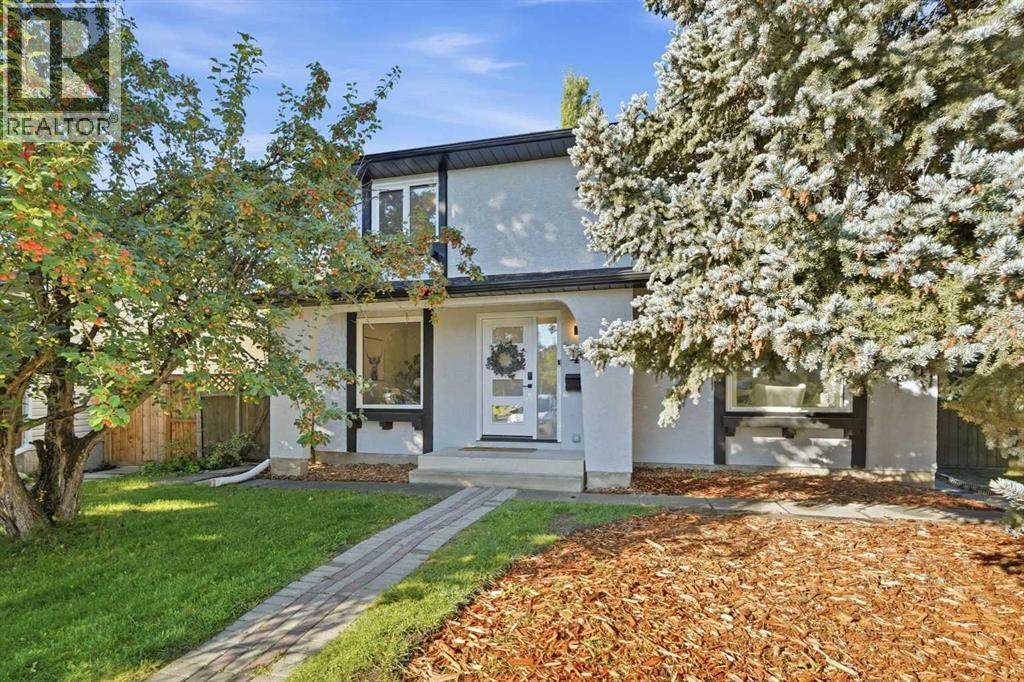 44 Cedarwood Bay SW, Calgary, Alberta, T2W3H7