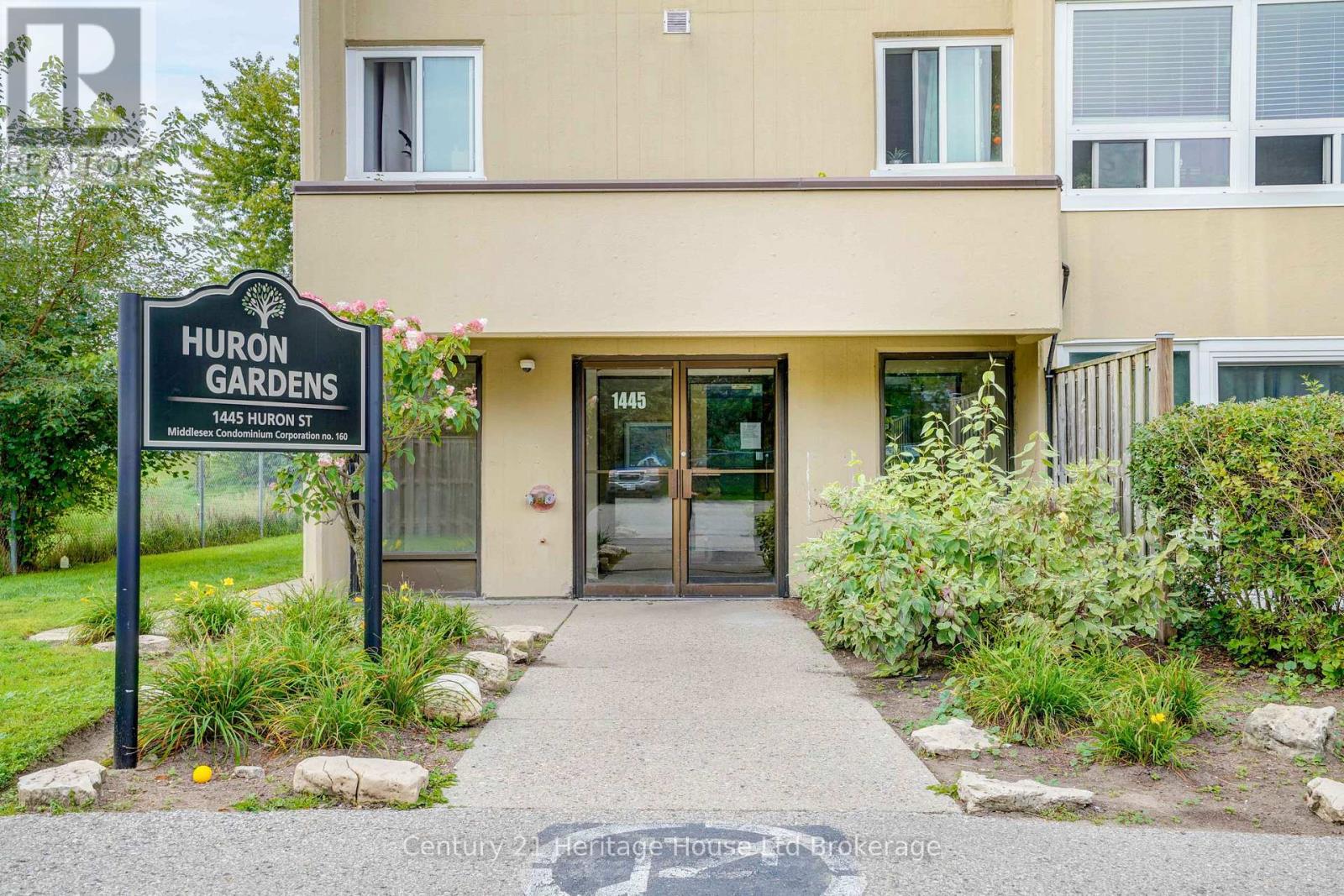 205 - 1445 HURON STREET, London East (East D) — photo 2