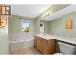31 Springborough Way Sw, Calgary, AB T3H5T3 Photo 23