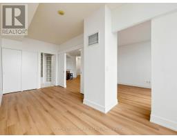1410 - 218 Queens Quay W, Toronto, ON M5J2Y6 Photo 15