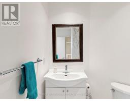 1410 - 218 Queens Quay W, Toronto, ON M5J2Y6 Photo 16
