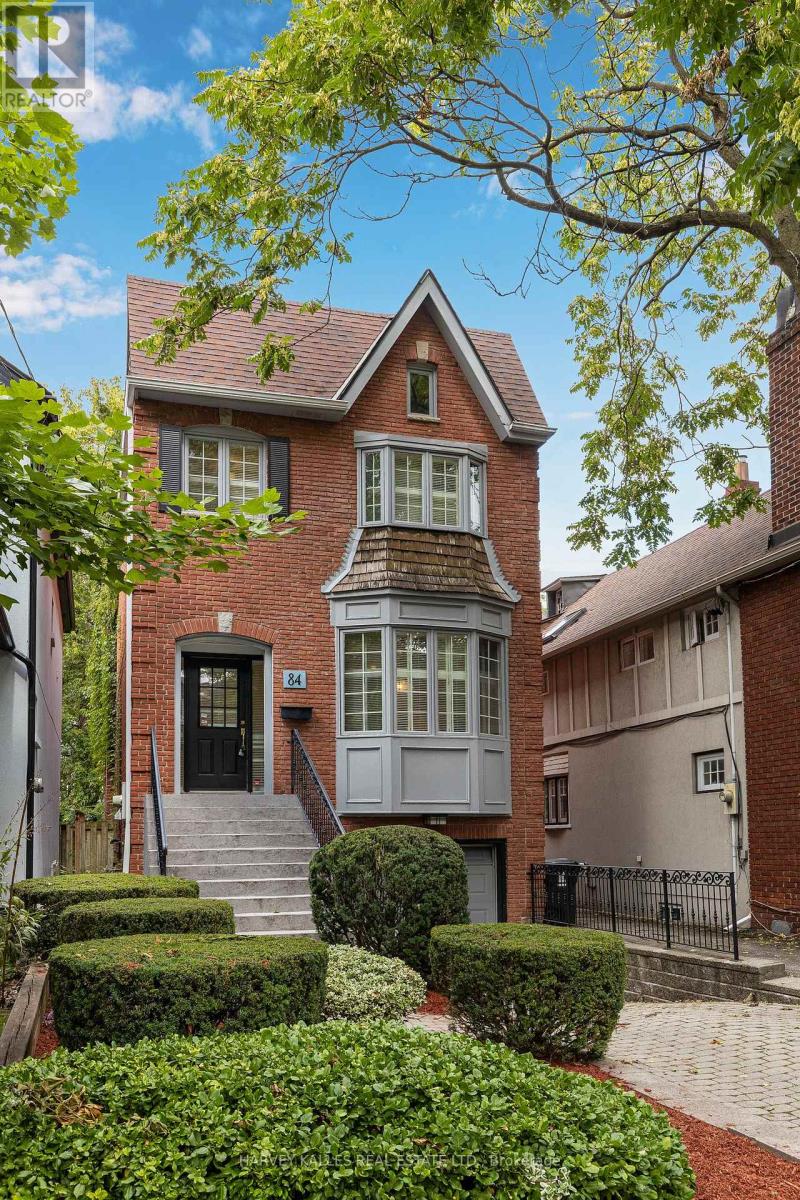 84 WALMSLEY BOULEVARD, Toronto (Yonge-St. Clair)