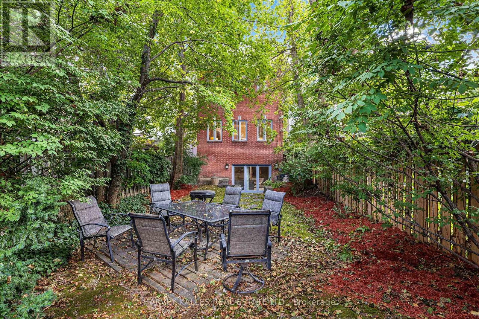 84 WALMSLEY BOULEVARD - 44