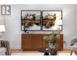 Family room - 84 Walmsley Boulevard, Toronto, ON M4V1X6 Photo 12