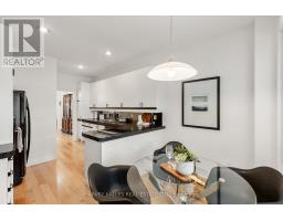 84 Walmsley Boulevard, Toronto, ON M4V1X6 Photo 17