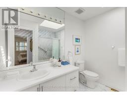 84 Walmsley Boulevard, Toronto, ON M4V1X6 Photo 27